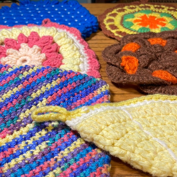 6 VNTG Potholders Excellent Clean Condition Hand Crafted Knit Crochet Blue Pink - Picture 1 of 17